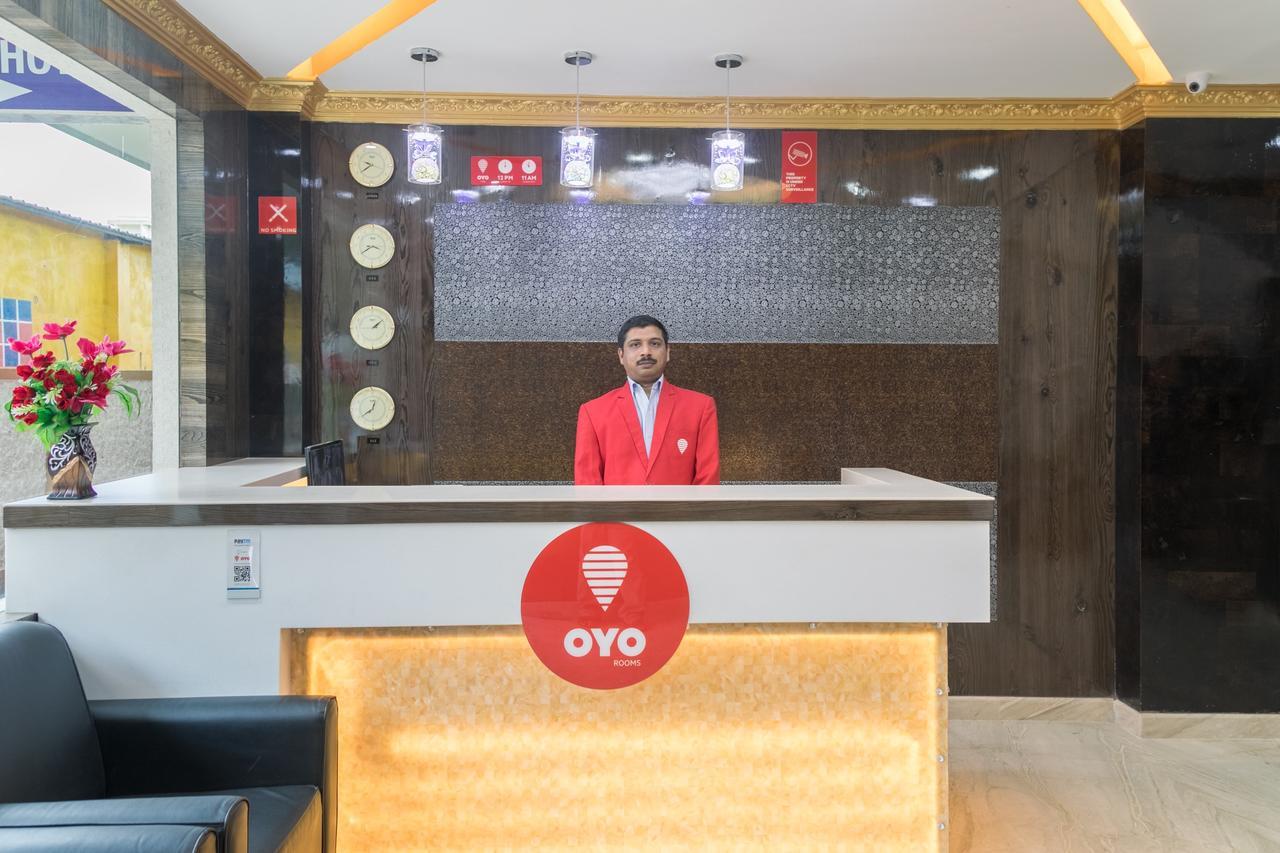 Oyo 9909 The Saad Hotel 西隆 外观 照片